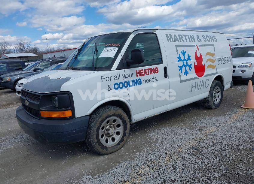 Photo 2 of 2008 Chevrolet Express WORK VAN (VIN 1GCFG15X081153310)