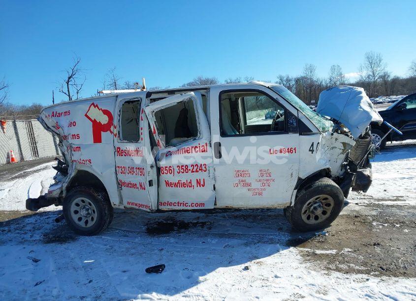 Photo 12 of 2009 Chevrolet Express 1500 WORK VAN (VIN 1GCFG15X091129140)