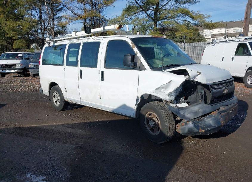 2008 Chevrolet Express WORK VAN (VIN 1GCFG15X181214549) main photo