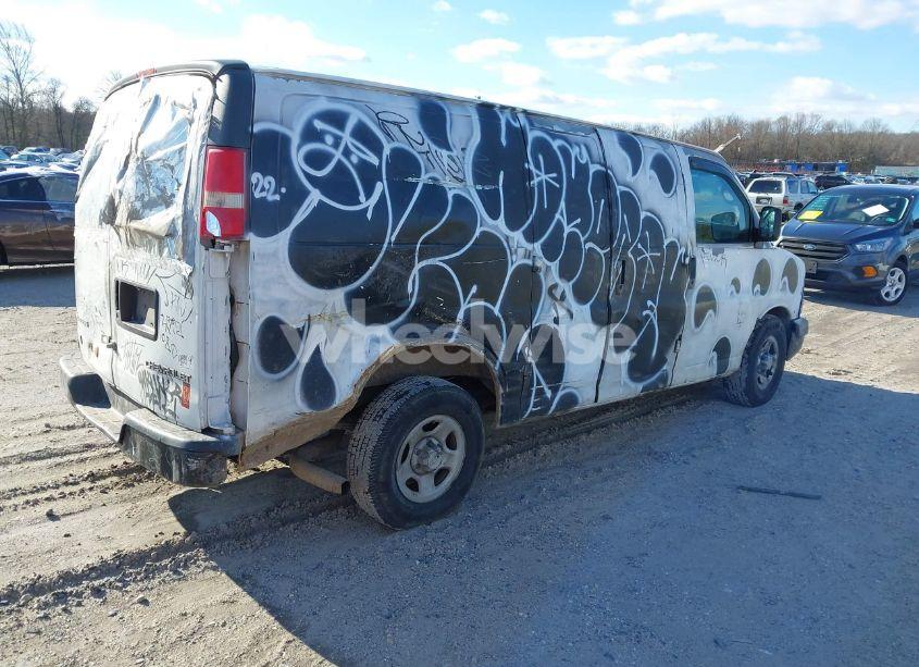 Photo 4 of 2006 Chevrolet Express CARGO VAN WORK VAN (VIN 1GCFG15X261108382)