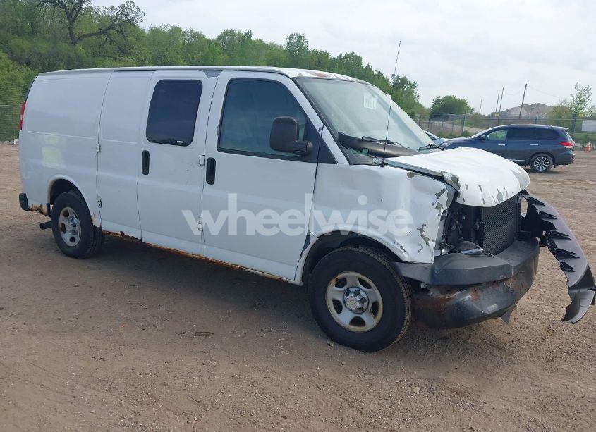 2006 Chevrolet Express WORK VAN (VIN 1GCFG15X261268858) main photo