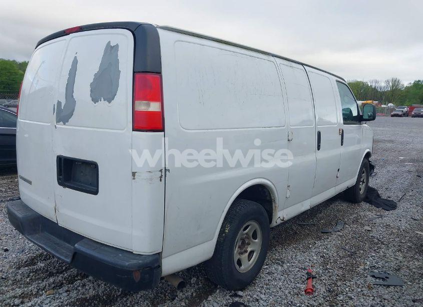 Photo 4 of 2007 Chevrolet Express WORK VAN (VIN 1GCFG15X271156787)