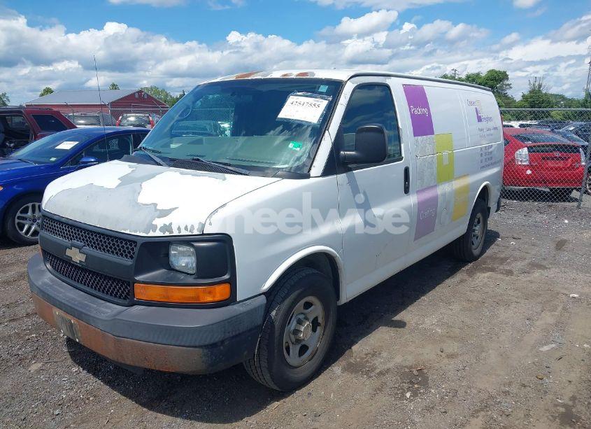Photo 2 of 2007 Chevrolet Express WORK VAN (VIN 1GCFG15X271238826)