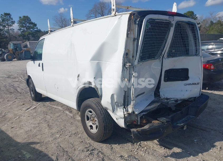 Photo 3 of 2006 Chevrolet Express WORK VAN (VIN 1GCFG15X361223525)