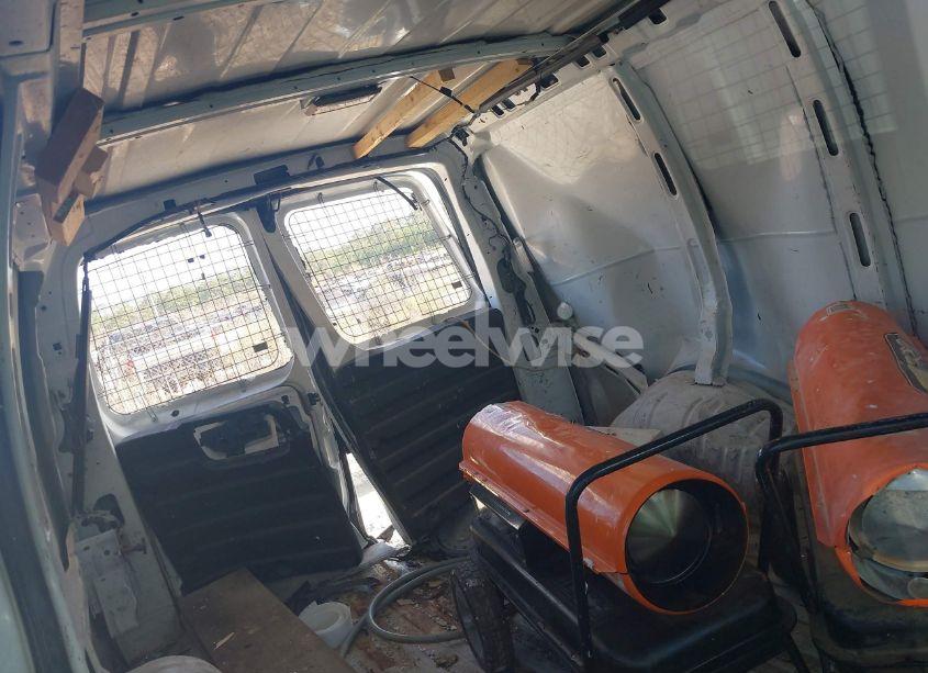 Photo 8 of 2006 Chevrolet Express WORK VAN (VIN 1GCFG15X361223525)