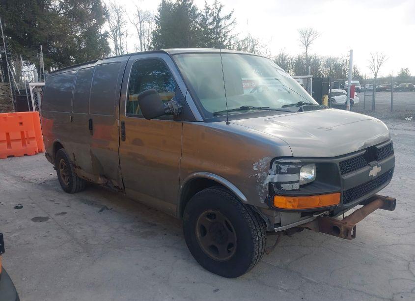 2007 Chevrolet Express WORK VAN (VIN 1GCFG15X371203387) main photo