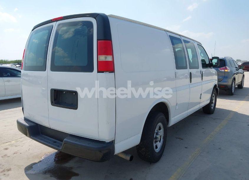 Photo 4 of 2008 Chevrolet Express WORK VAN (VIN 1GCFG15X381134847)