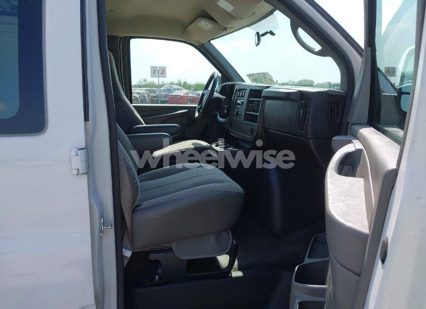 Photo 5 of 2008 Chevrolet Express WORK VAN (VIN 1GCFG15X381134847)