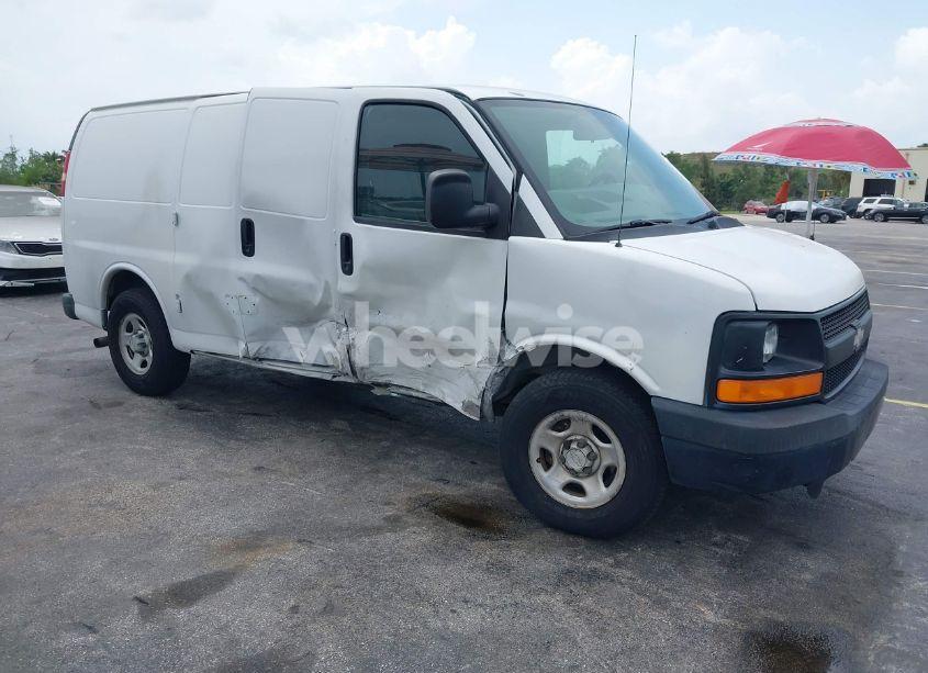 2008 Chevrolet Express WORK VAN (VIN 1GCFG15X481170076) main photo