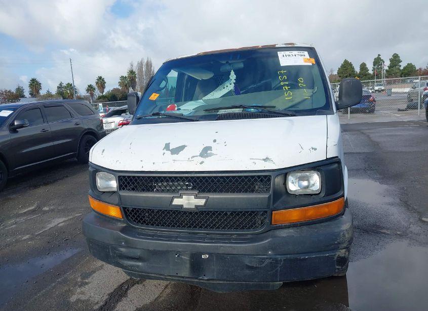 Photo 11 of 2005 Chevrolet Express (VIN 1GCFG15X551128480)
