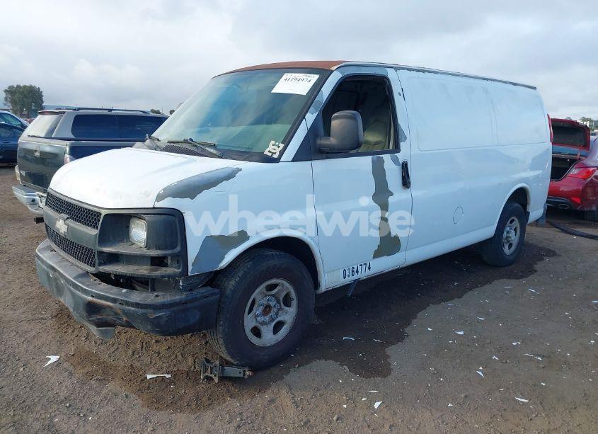 Photo 2 of 2007 Chevrolet Express WORK VAN (VIN 1GCFG15X571149672)