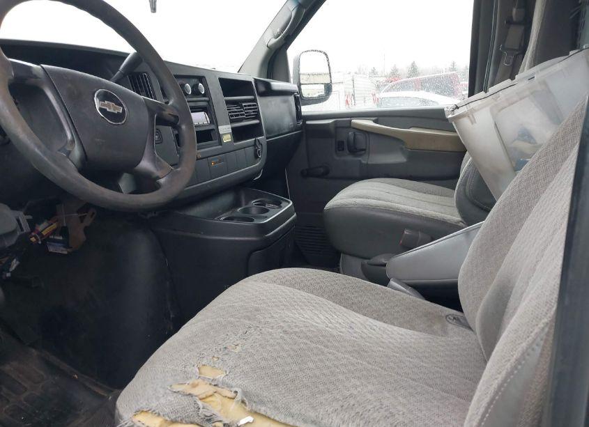 Photo 5 of 2009 Chevrolet Express 1500 WORK VAN (VIN 1GCFG15X591141526)