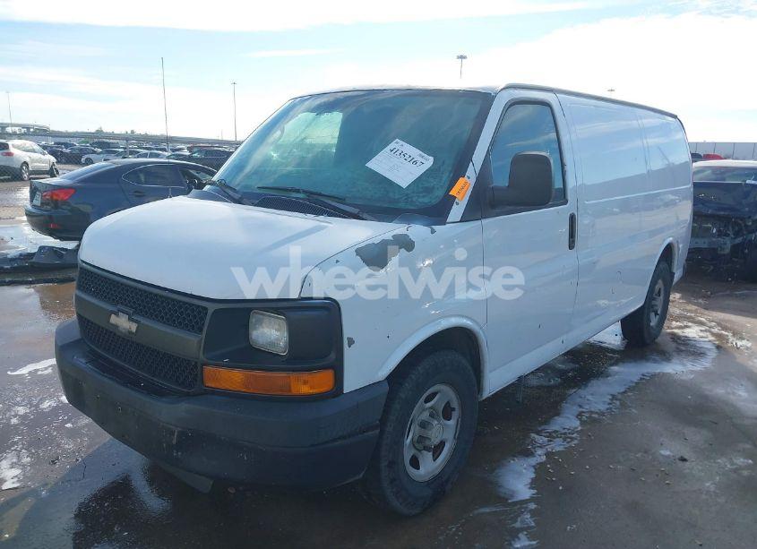 Photo 2 of 2007 Chevrolet Express WORK VAN (VIN 1GCFG15X671167128)