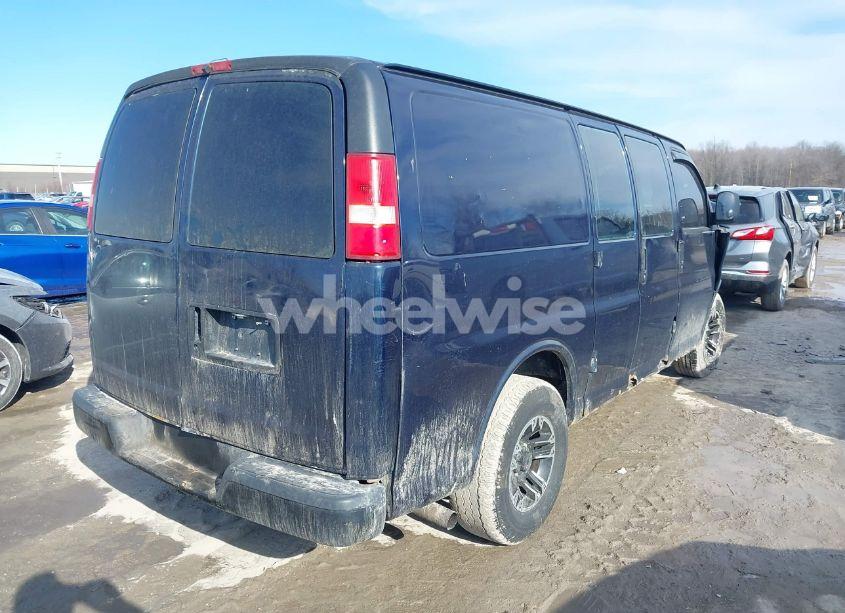 Photo 4 of 2007 Chevrolet Express WORK VAN (VIN 1GCFG15X671170529)