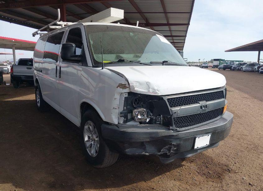 2008 Chevrolet Express WORK VAN (VIN 1GCFG15X681197943) main photo