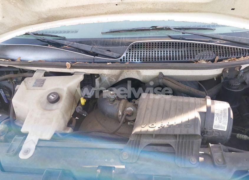 Photo 10 of 2004 Chevrolet Express (VIN 1GCFG15X741147854)