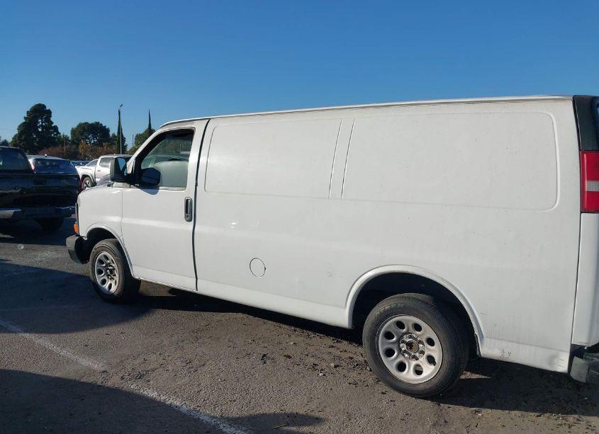 Photo 13 of 2009 Chevrolet Express 1500 WORK VAN (VIN 1GCFG15X791134061)