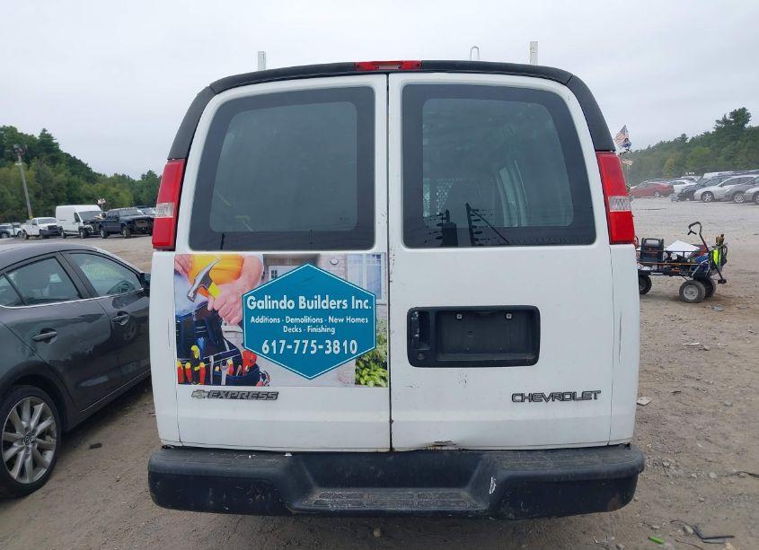 Photo 16 of 2004 Chevrolet Express (VIN 1GCFG15X841129525)