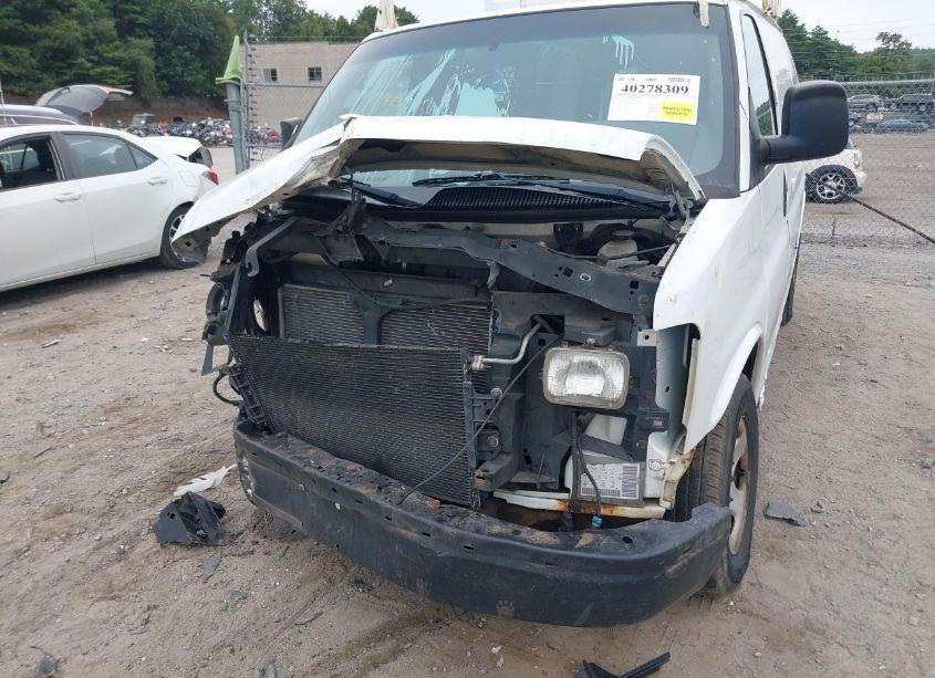 Photo 6 of 2004 Chevrolet Express (VIN 1GCFG15X841129525)