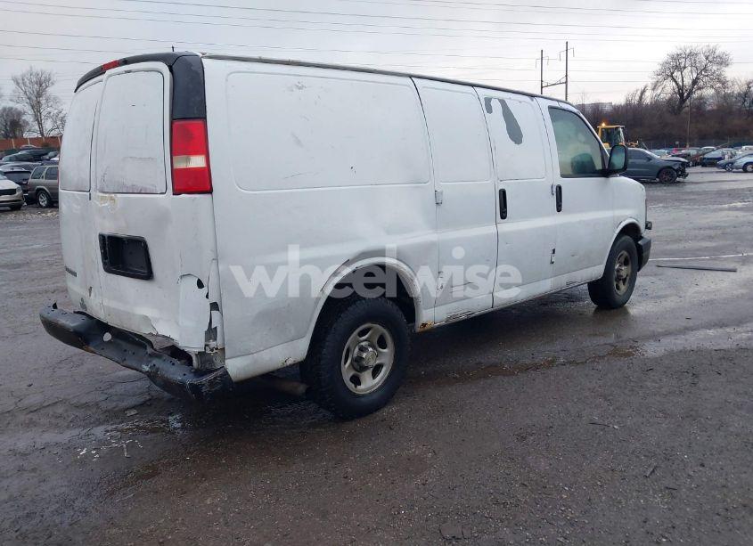 Photo 4 of 2007 Chevrolet Express WORK VAN (VIN 1GCFG15X871141937)