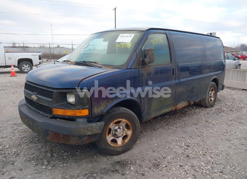 Photo 2 of 2004 Chevrolet Express (VIN 1GCFG15X941210565)