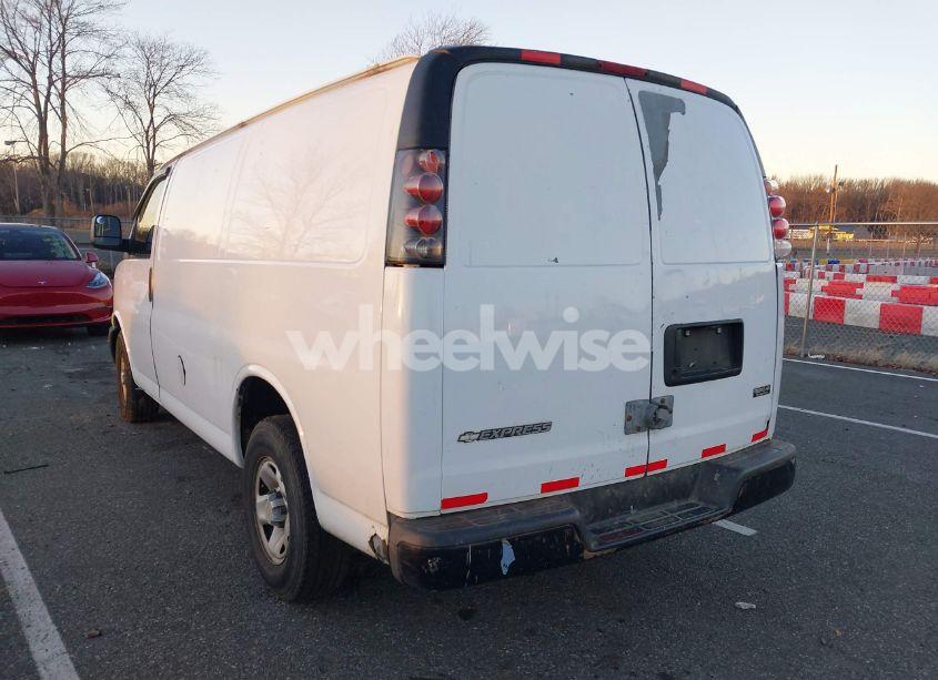 Photo 3 of 2008 Chevrolet Express WORK VAN (VIN 1GCFG15X981115428)
