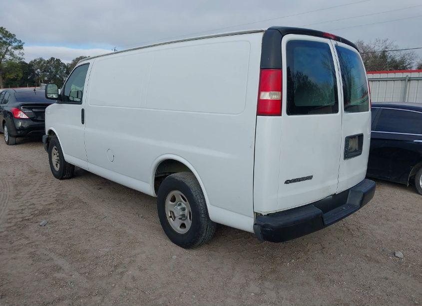 Photo 3 of 2008 Chevrolet Express WORK VAN (VIN 1GCFG15X981169795)