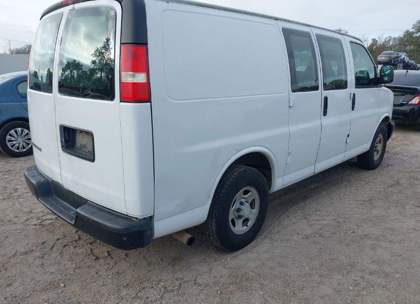 Photo 4 of 2008 Chevrolet Express WORK VAN (VIN 1GCFG15X981169795)