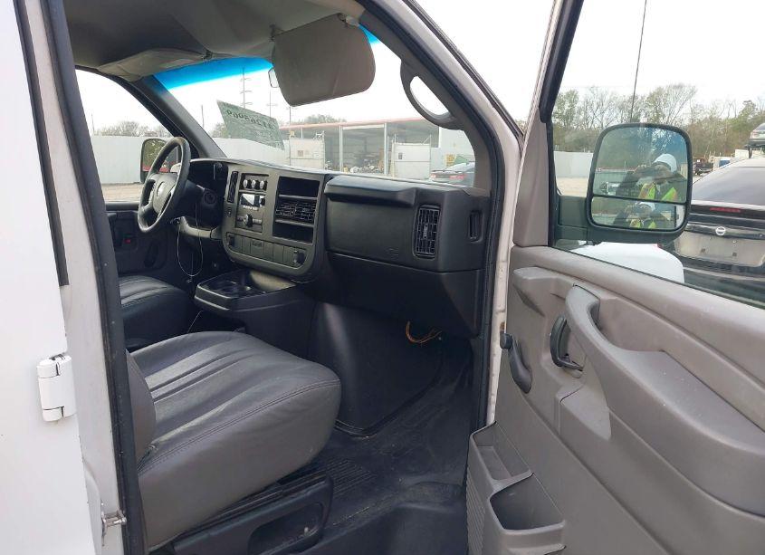 Photo 5 of 2008 Chevrolet Express WORK VAN (VIN 1GCFG15X981169795)