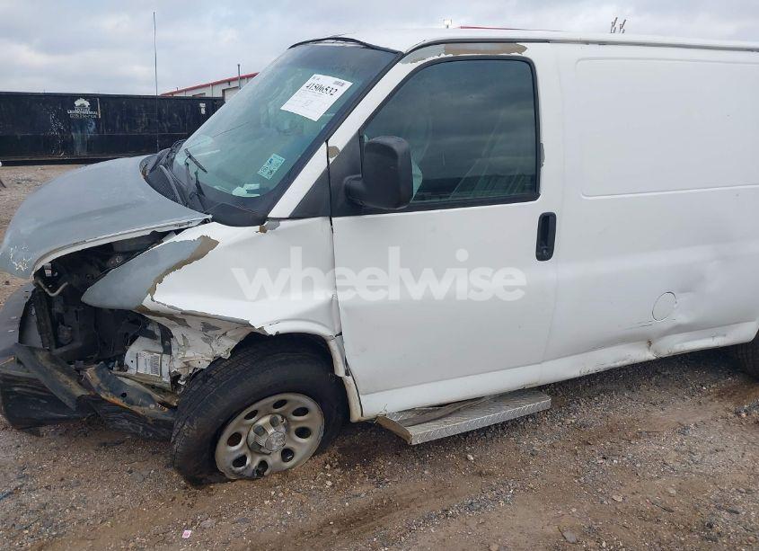 Photo 13 of 2009 Chevrolet Express 1500 WORK VAN (VIN 1GCFG15X991137849)