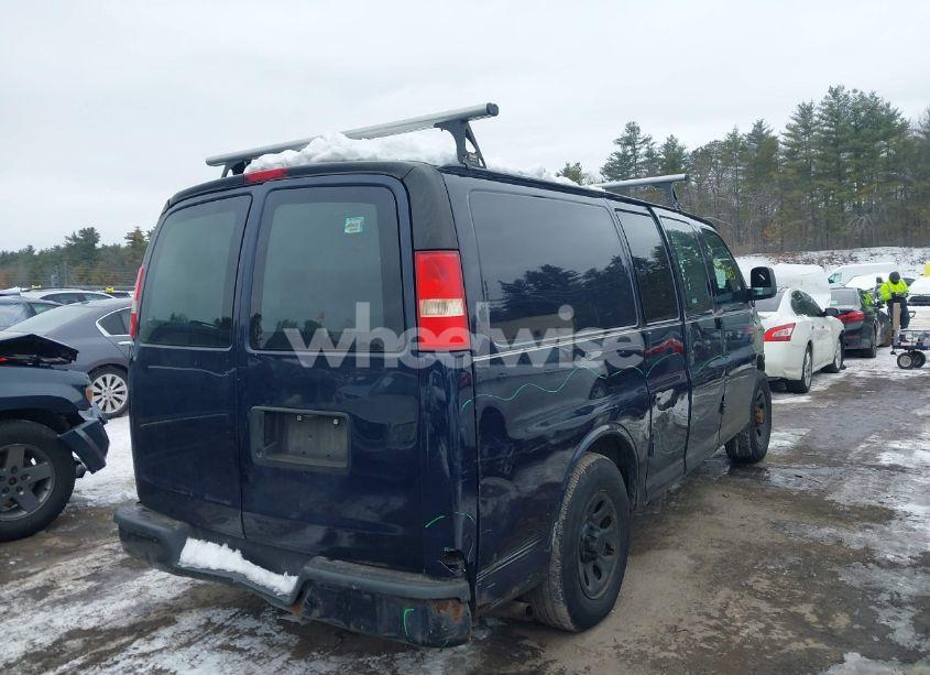 Photo 4 of 2009 Chevrolet Express 1500 WORK VAN (VIN 1GCFG15X991147555)
