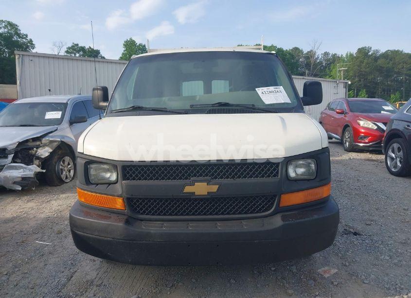 Photo 12 of 2003 Chevrolet Express (VIN 1GCFG15XX31100901)
