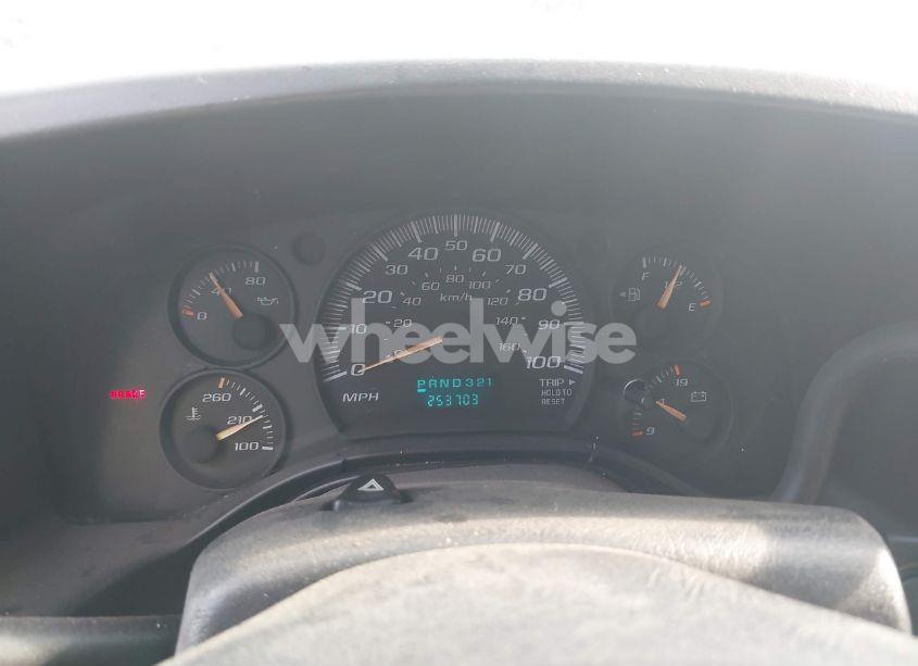 Photo 7 of 2003 Chevrolet Express (VIN 1GCFG15XX31100901)