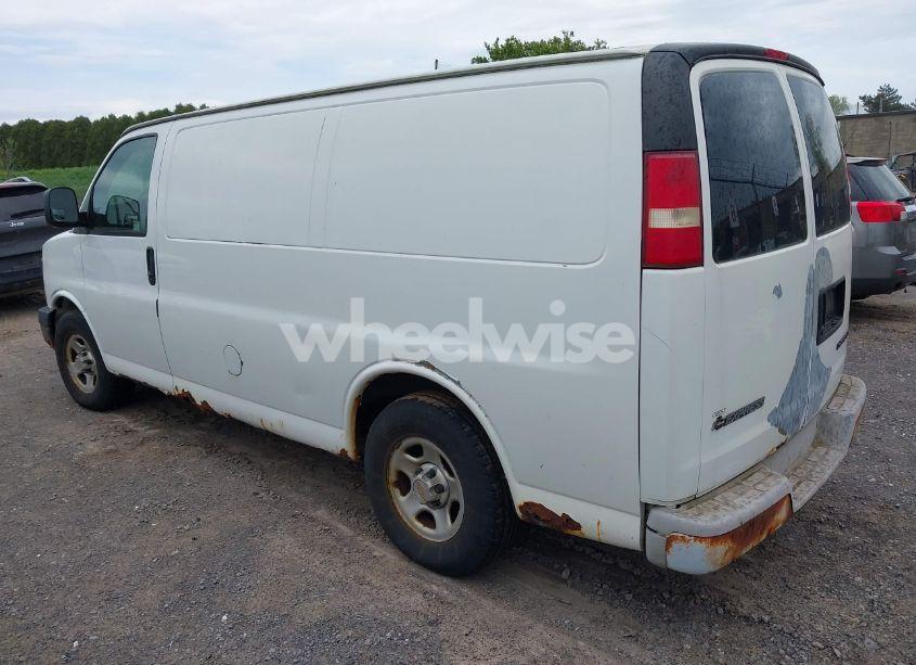 Photo 3 of 2004 Chevrolet Express (VIN 1GCFG15XX41150053)