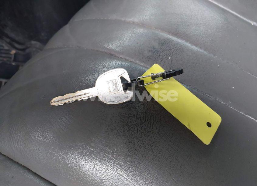 Photo 11 of 2005 Chevrolet Express (VIN 1GCFG15XX51241695)