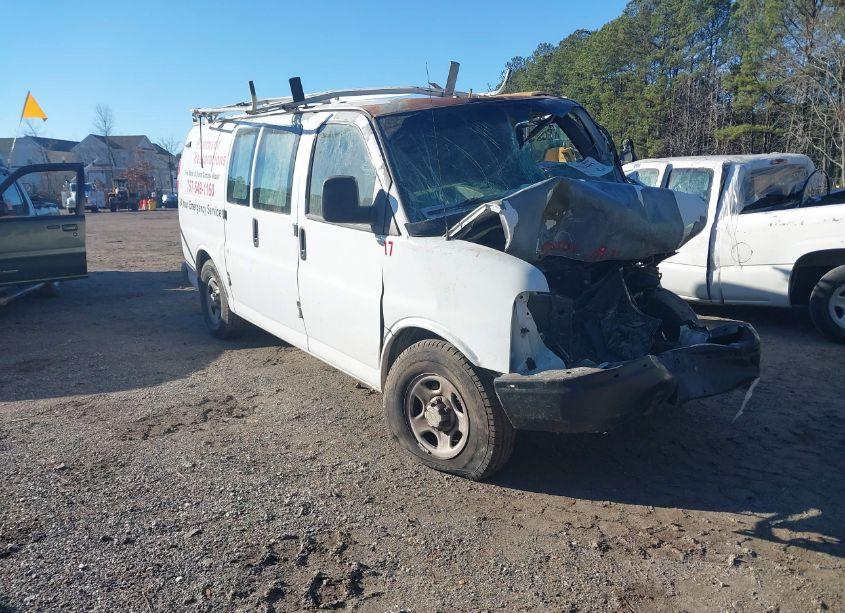 2006 Chevrolet Express WORK VAN (VIN 1GCFG15XX61194220) main photo