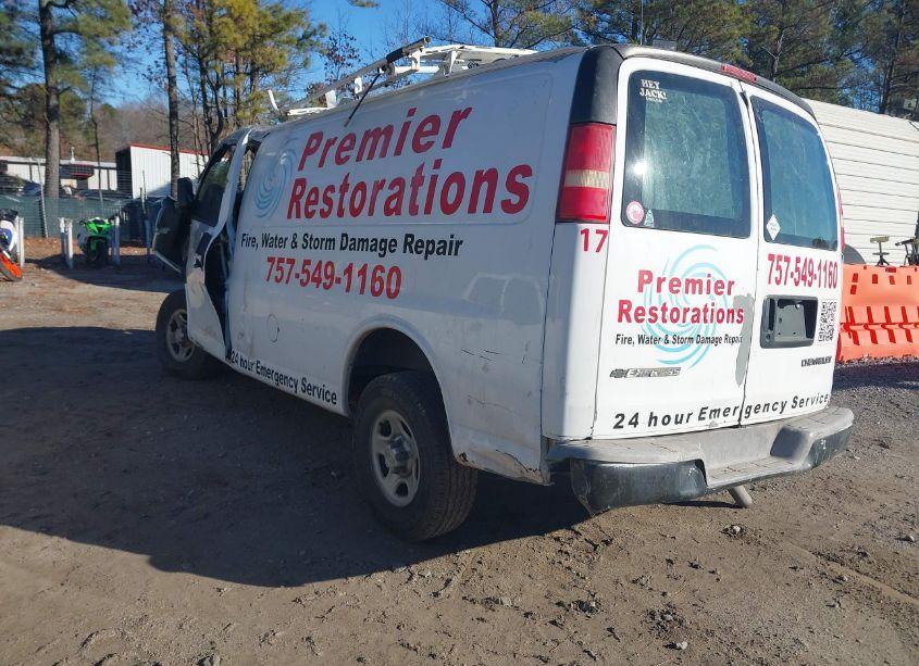 Photo 3 of 2006 Chevrolet Express WORK VAN (VIN 1GCFG15XX61194220)