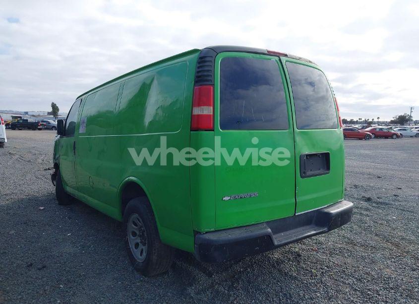 Photo 3 of 2009 Chevrolet Express 1500 WORK VAN (VIN 1GCFG15XX91110756)