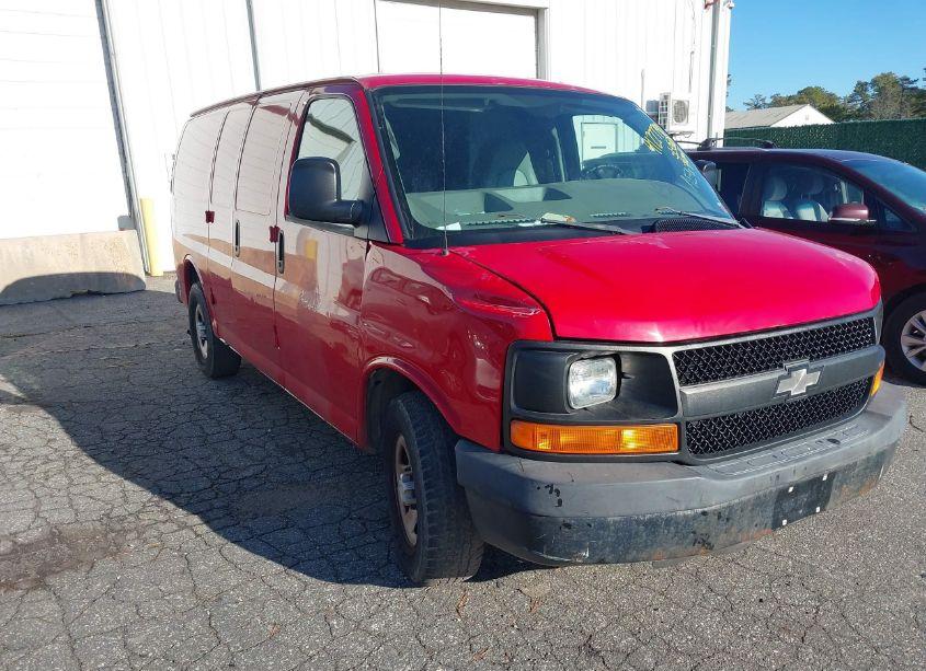 2007 Chevrolet Express WORK VAN (VIN 1GCFG15ZX71137910) main photo