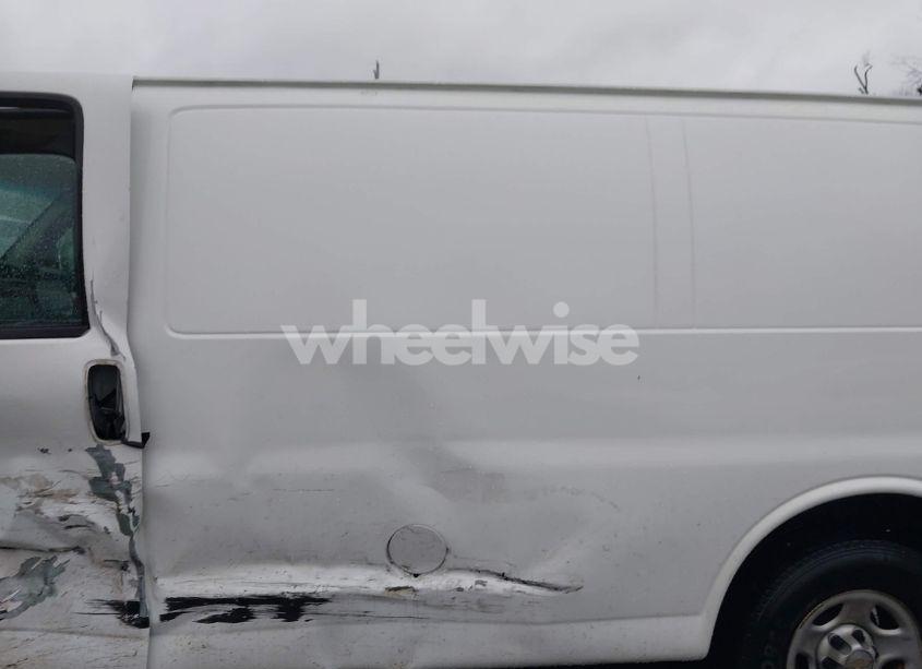Photo 14 of 2003 Chevrolet Express (VIN 1GCFG25T531227574)