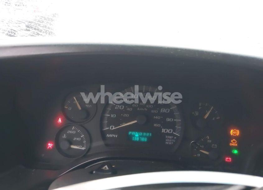 Photo 7 of 2003 Chevrolet Express (VIN 1GCFG25T531227574)