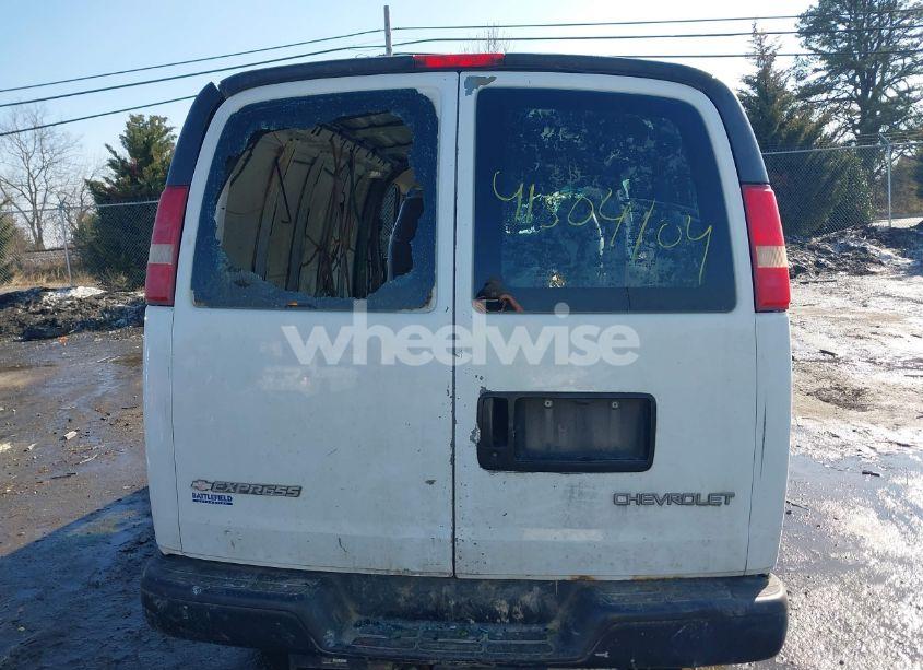Photo 15 of 2003 Chevrolet Express (VIN 1GCFG25T731220111)