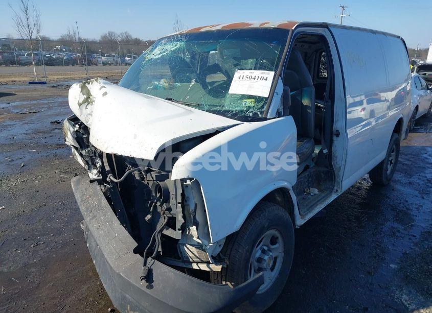 Photo 6 of 2003 Chevrolet Express (VIN 1GCFG25T731220111)