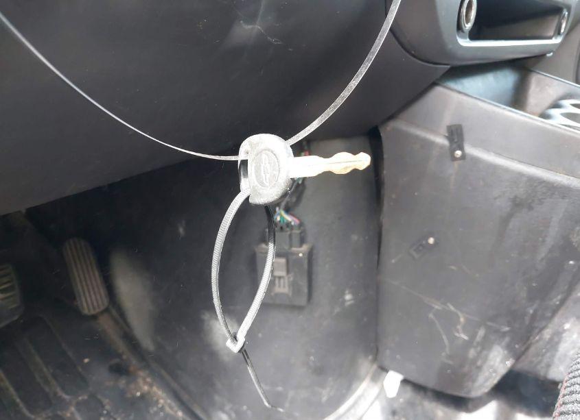 Photo 11 of 2003 Chevrolet Express (VIN 1GCFG25TX31135490)