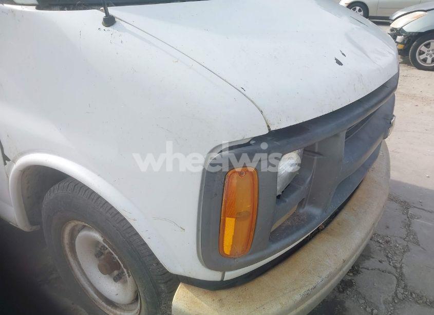 Photo 12 of 2001 Chevrolet Express (VIN 1GCFG25W111145316)