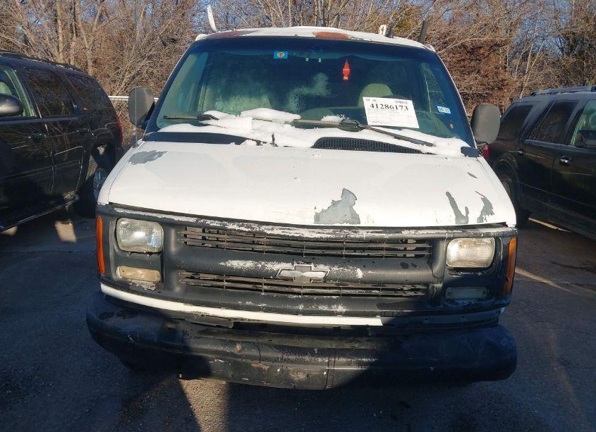 Photo 6 of 2001 Chevrolet Express (VIN 1GCFG25W111169759)