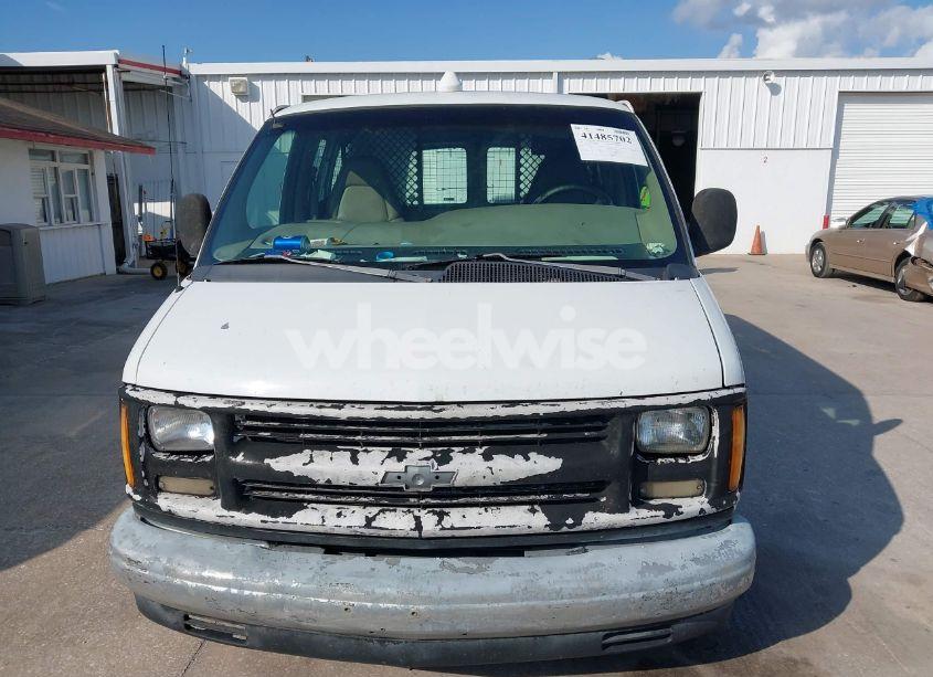 Photo 12 of 2001 Chevrolet Express (VIN 1GCFG25W311154079)
