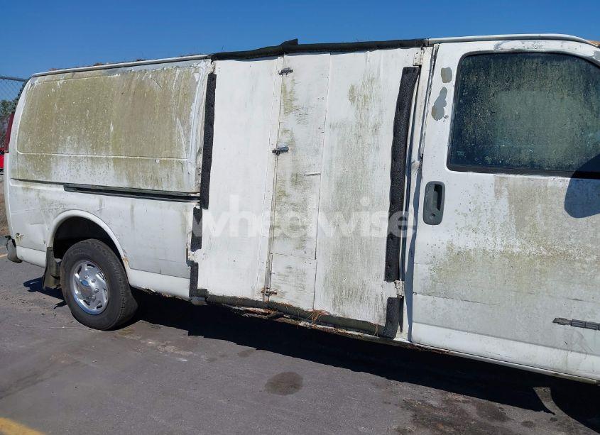 Photo 14 of 2002 Chevrolet Express (VIN 1GCFG29M421196321)