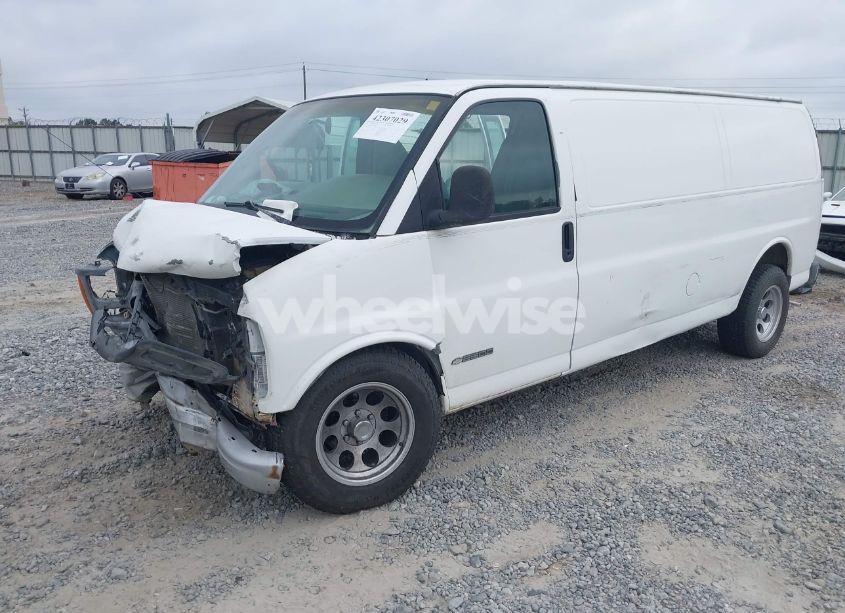 Photo 2 of 1997 Chevrolet Chevy VAN (VIN 1GCFG29M7V1055926)