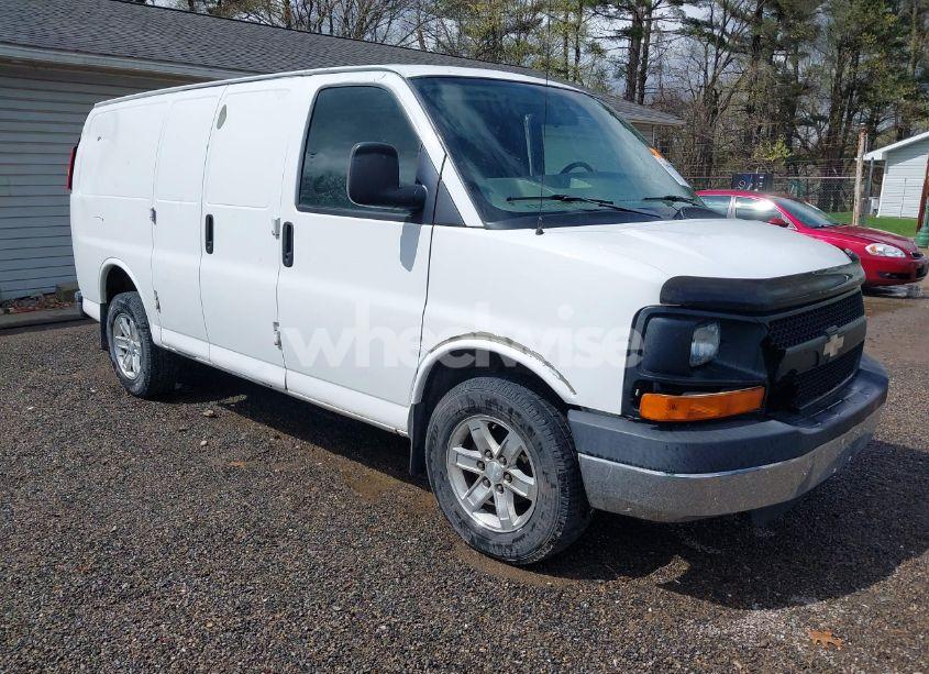 2006 Chevrolet Express WORK VAN (VIN 1GCFH15TX61177640) main photo